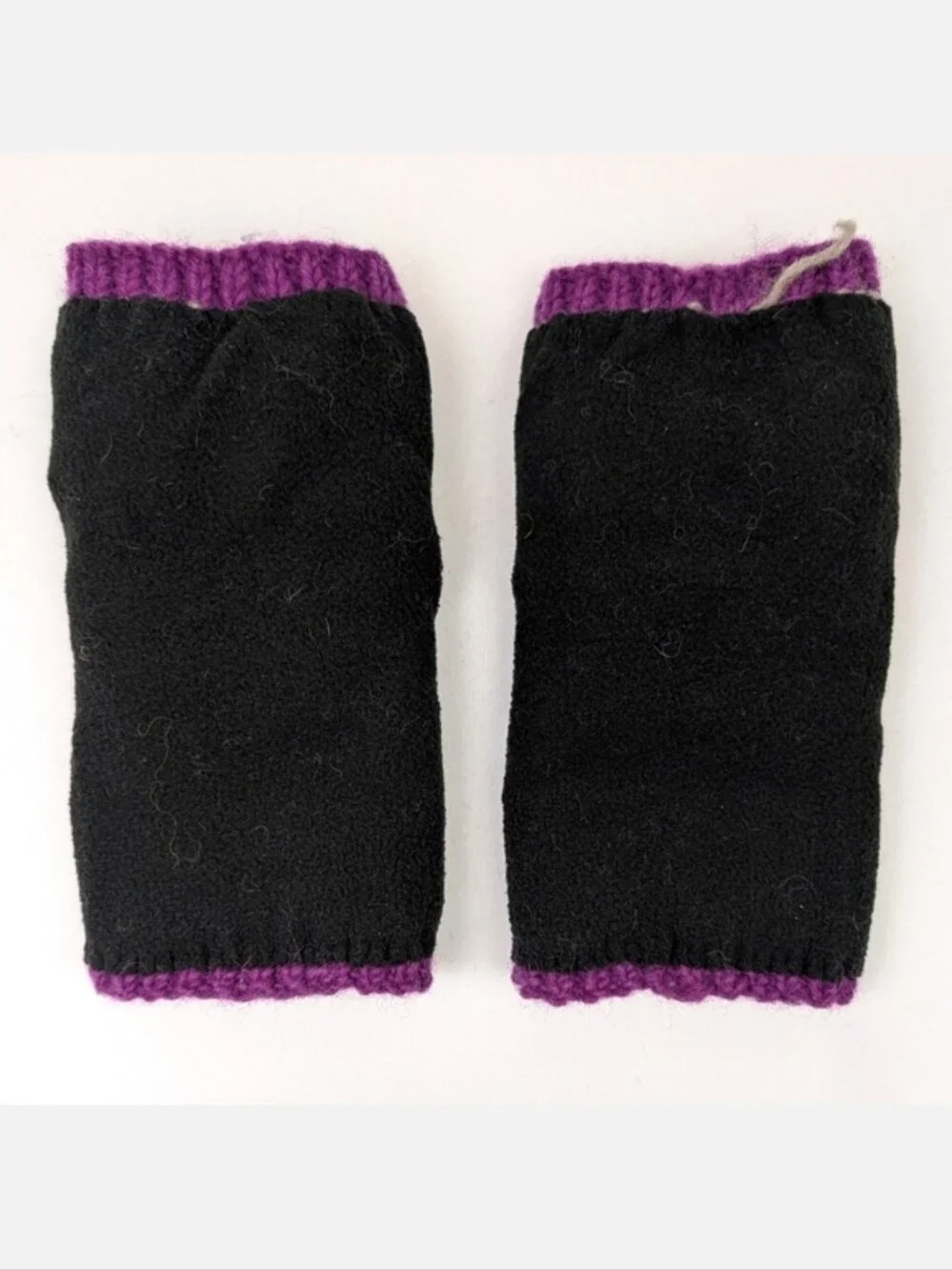 Sundance Lost Horizons Fingerless Mittens Wool Hand Knit Nepal Floral Purple